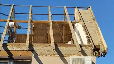 Prikaz radova na renoviranju krovnog pokrivača | Video